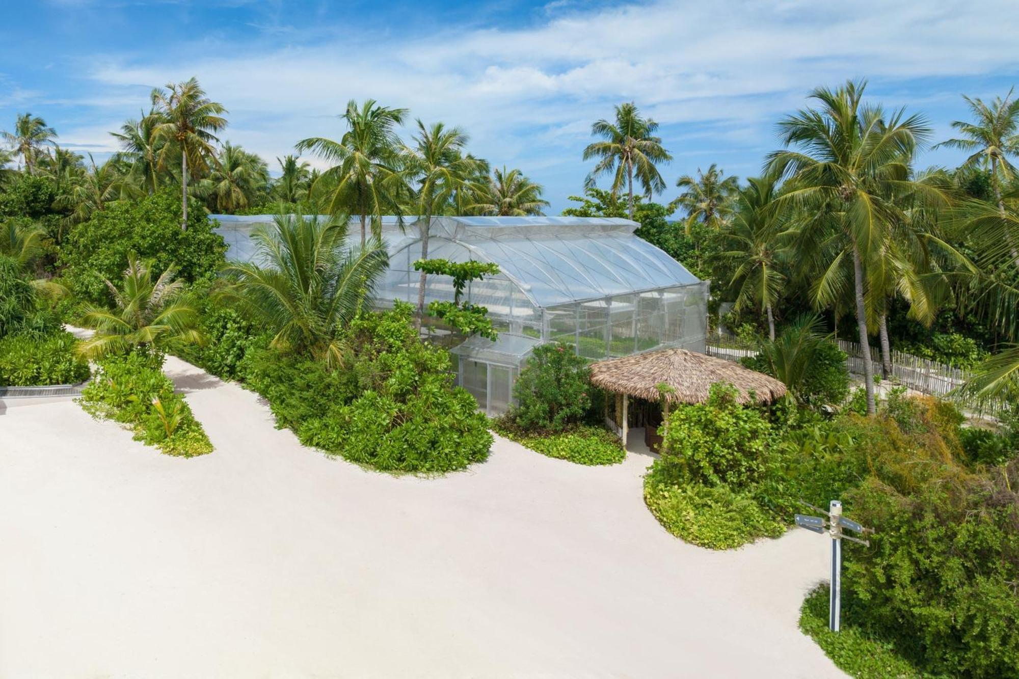 Le Meridien Maldives Resort & Spa Kurendhoo Exterior photo